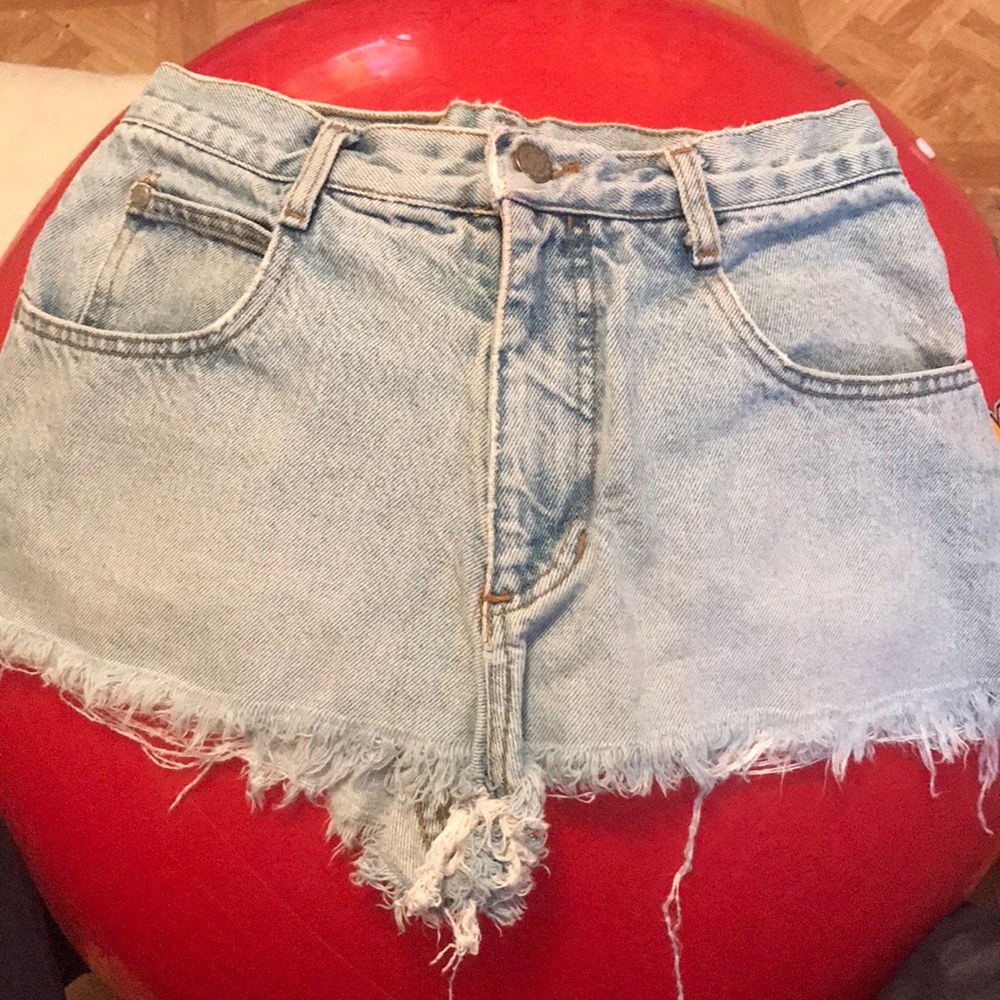 Jean high waisted booty shorts